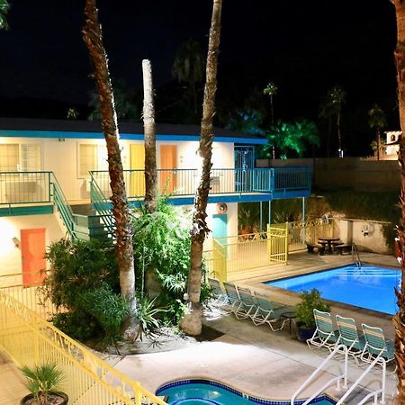 Adara Palm Springs Motel Exterior photo